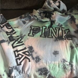 PINK Victoria's Secret women  Tie-Dye jogging suit
